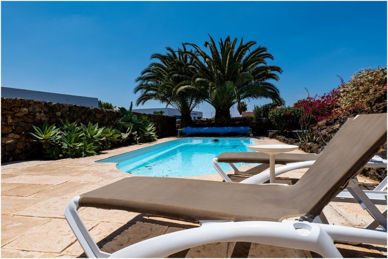 Villa-Mayo - Peaceful Paradise: Lajares Dream Vacation Extérieur photo
