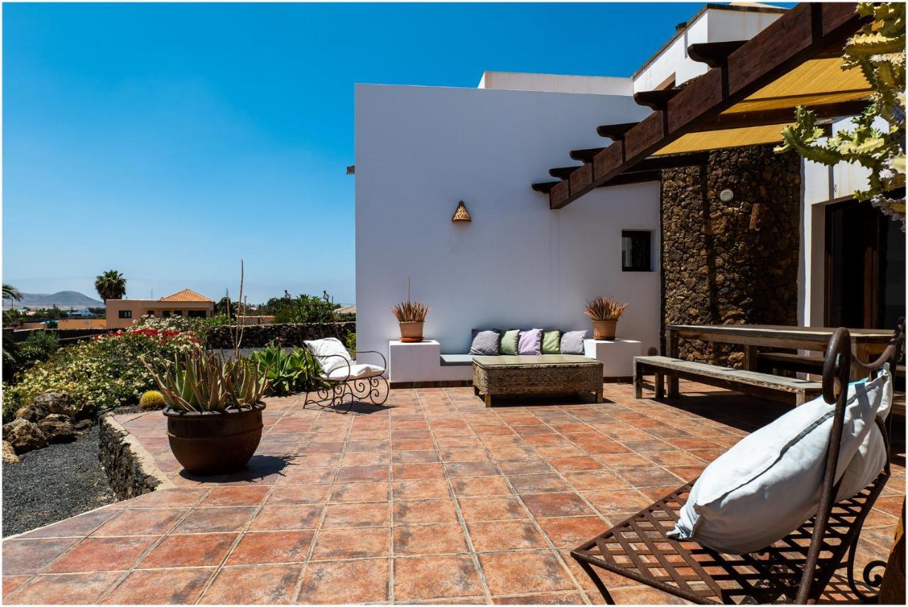 Villa-Mayo - Peaceful Paradise: Lajares Dream Vacation Extérieur photo